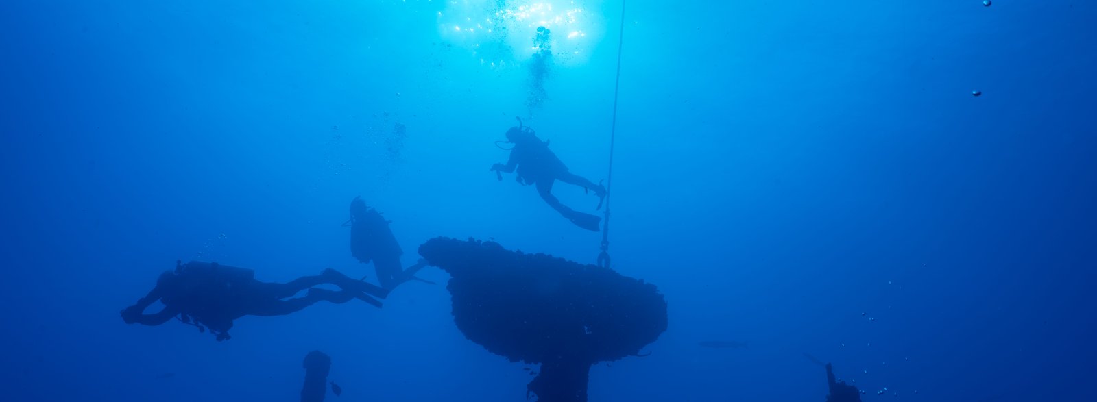 Divers on the USS Vandenberg wreck